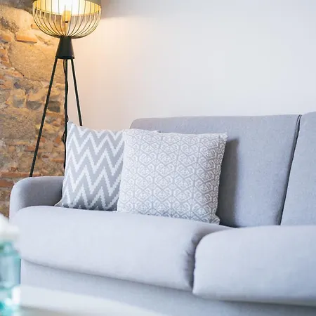 アパート Flateli Placa Catalunya 1.1 ジローナ